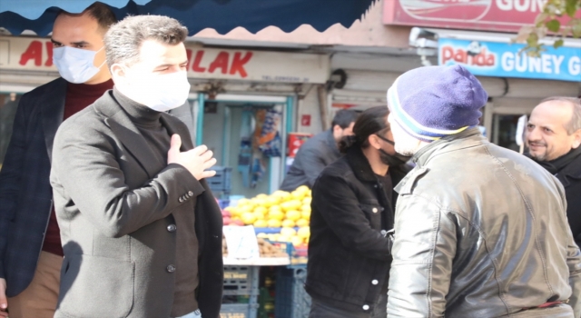 Yenişehir Belediye Başkan Murat Beşikci, pazar esnafını ziyaret etti