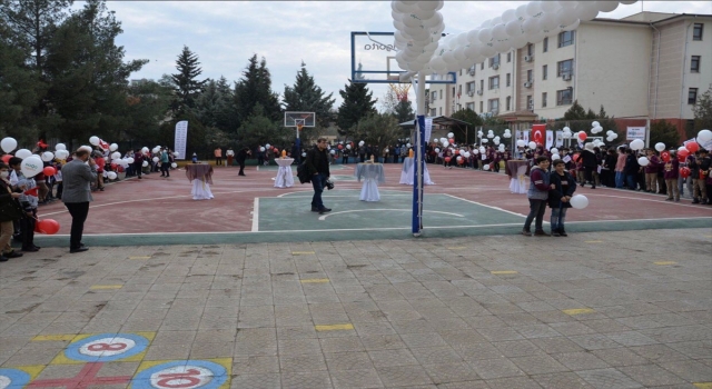 Şanlıurfa’da spor salonu ve basketbol sahasının açılışı yapıldı