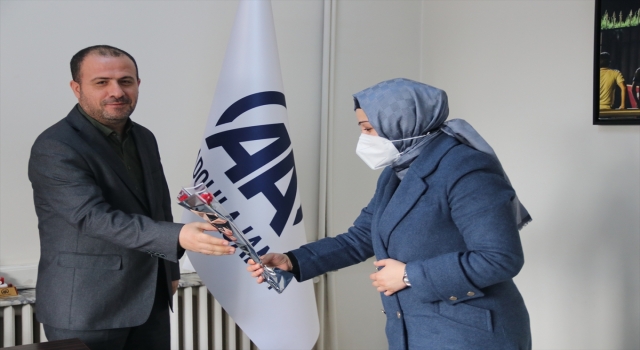 AK Parti Diyarbakır Kadın Kolları Başkanı Kaya, AA Diyarbakır Bölge Müdürü Gültekin’i ziyaret etti