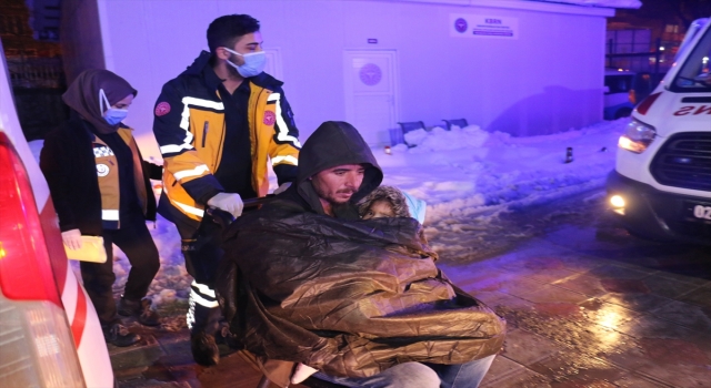 Adıyaman’da sobadan sızan gazdan etkilenen 5 kişi hastaneye kaldırıldı