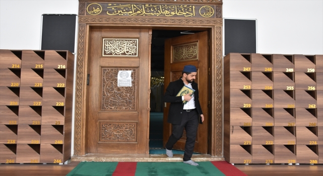 Din görevlilerinden Kur’an kursuna gidemeyen meslek grupları için mobil hizmet