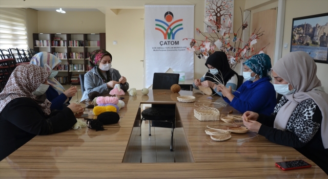 Batmanlı kadınlar kurdukları 13 kooperatifte güçlerini birleştirdi