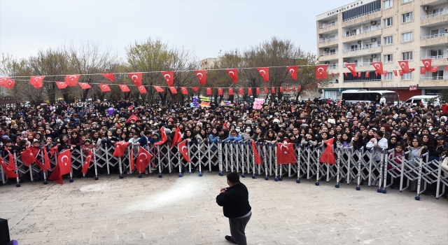 Nusaybin’de belediyenin düzenlediği etkinlikte ”Nevruz Bayramı” kutlandı