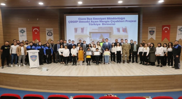 Cizre’de Umuda Açan Nergis Çiçekleri Projesinin kapanış programı yapıldı 