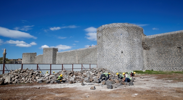 Diyarbakır Surları, etap etap restorasyonla gelecek nesillere aktarılıyor