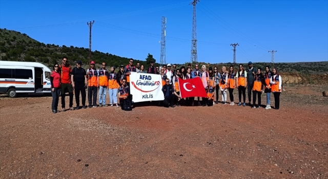 Kilis’te AFAD personeli ve gönüllülerce Atatürk’e saygı yürüyüşü yapıldı