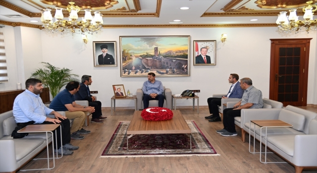 Şanlıurfa Valisi Ayhan AA ekibini kabul etti
