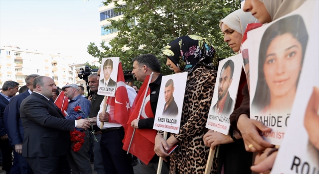 Sanayi ve Teknoloji Bakanı Mustafa Varank, Diyarbakır annelerini ziyaret etti: