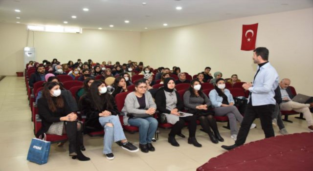 Öğrencilere hedef belirleme, etkili ve verimli ders çalışma semineri