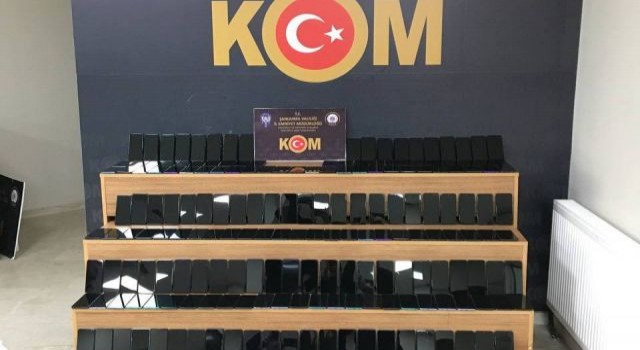 Urfa Emniyetinden Kaçak Cep Telefonu Operasyonu