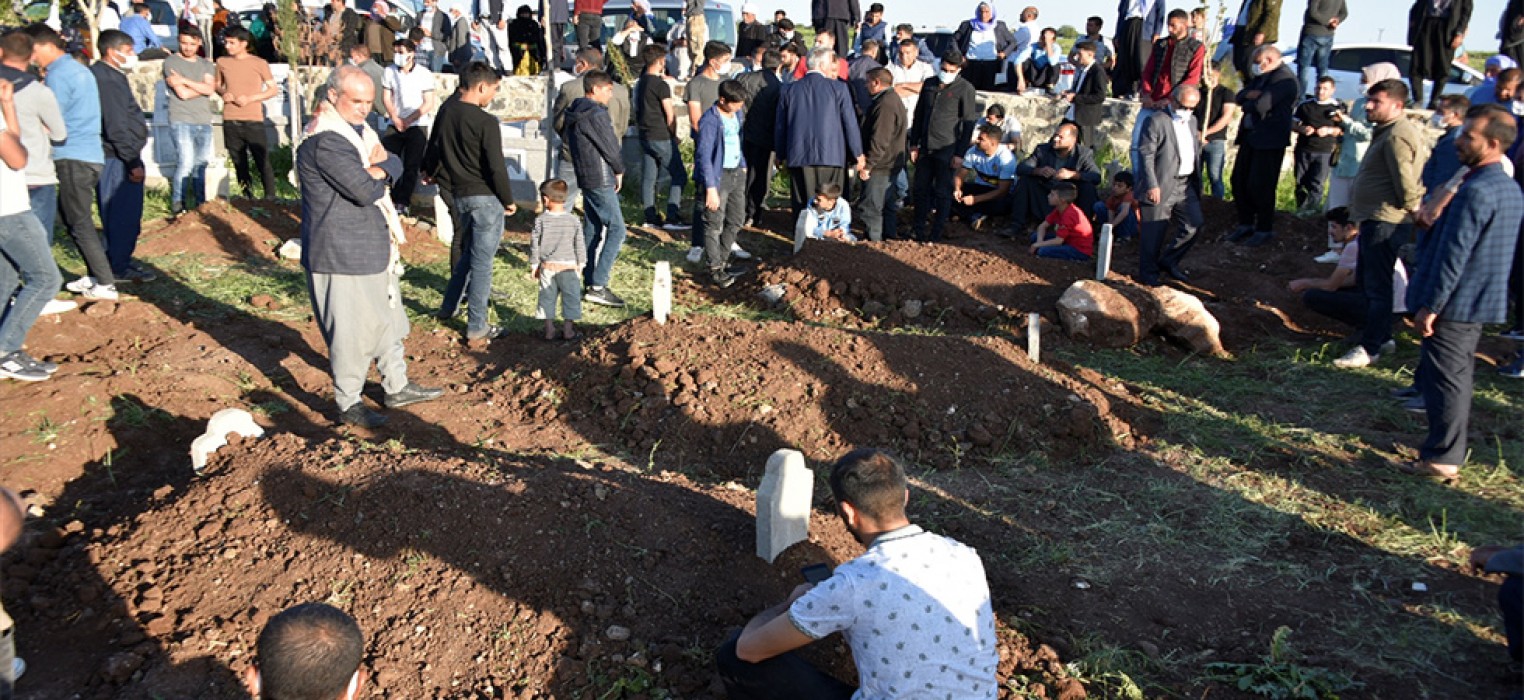 Çocuk işçiler defnedildi