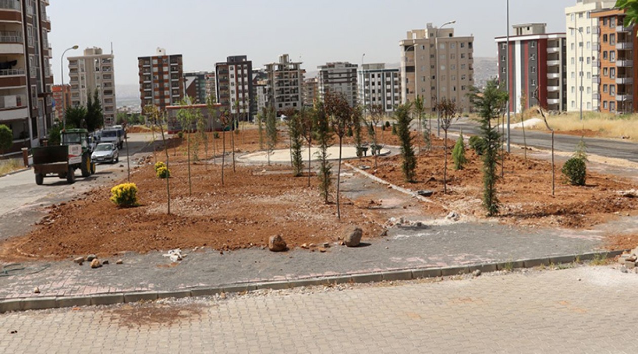 Karaköprü’ye yeni parklar yapılıyor