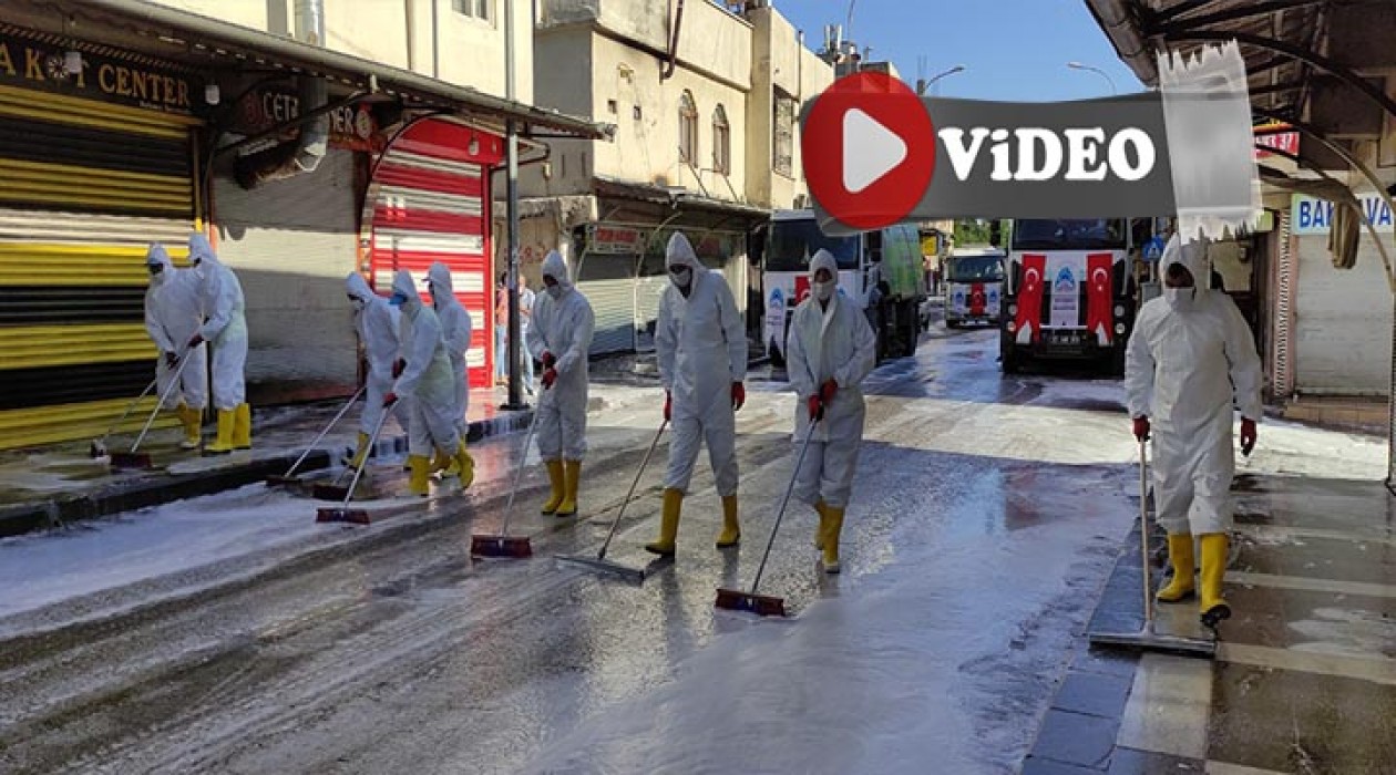 Eyyübiye'de cadde ve sokaklar yıkandı