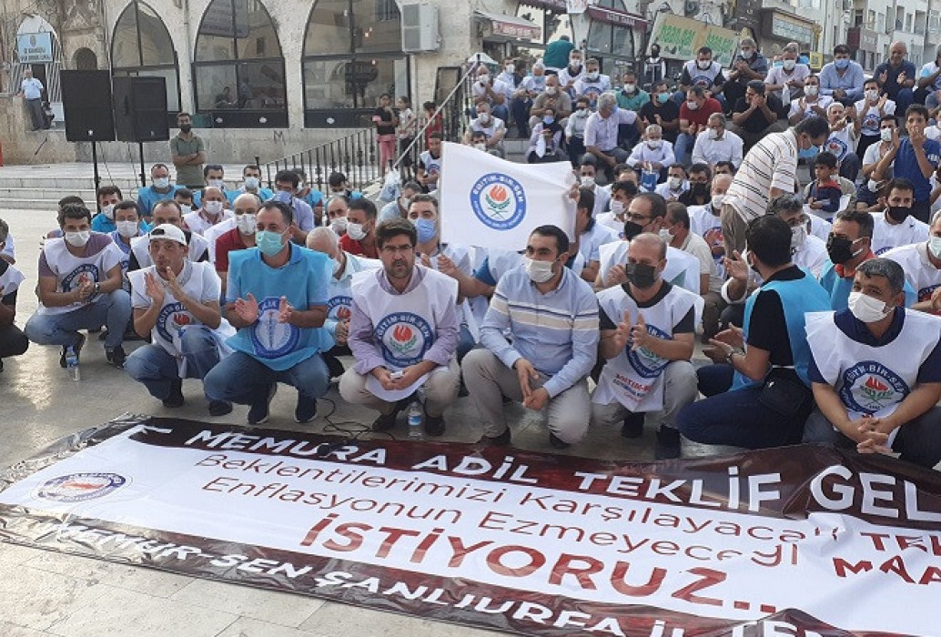Şanlıurfa’da Memur-Sen’den ‘zam teklifi’ protestosu