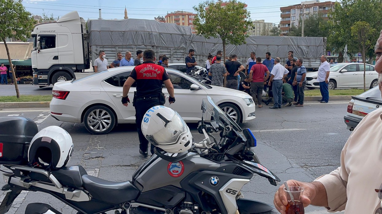 Hız Çubuğu Kaza Yaptırdı: Yunus Polisleri Ölümden Döndü