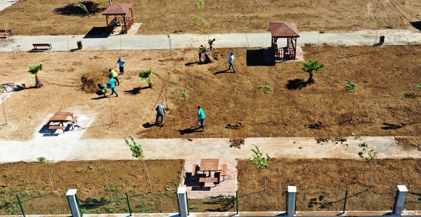 Harran Kent Parkında Çalışmalar Sürüyor