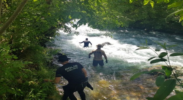 Müküs Çayı’nda Arama Çalışmaları Devam Ediyor