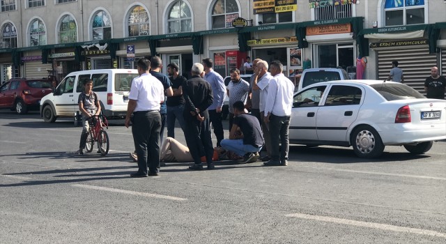 Şanlıurfa'da otomobilin çarptığı kadın ağır yaralandı