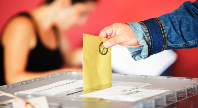 Türkiye’de kaç Suriyeli oy kullanabilecek?