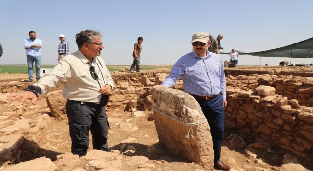Urfa Valisi Salih Ayhan Sefertepe'yi ziyaret etti
