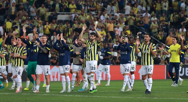 Fenerbahçe transfer dönemini hareketli geçirdi