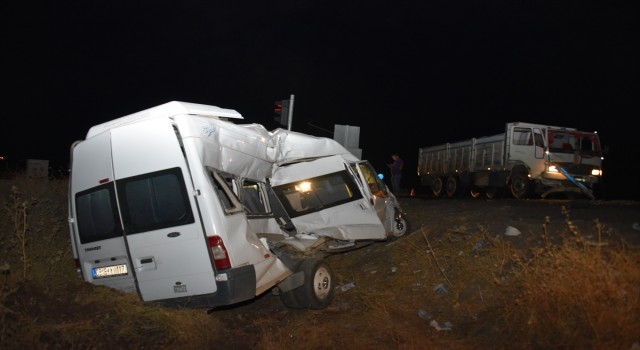 Şanlıurfa'daki trafik kazasında 3 kişi yaralandı