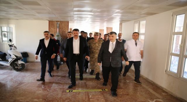 Valisi Ayhan'dan Yaralı Askerlere Ziyaret