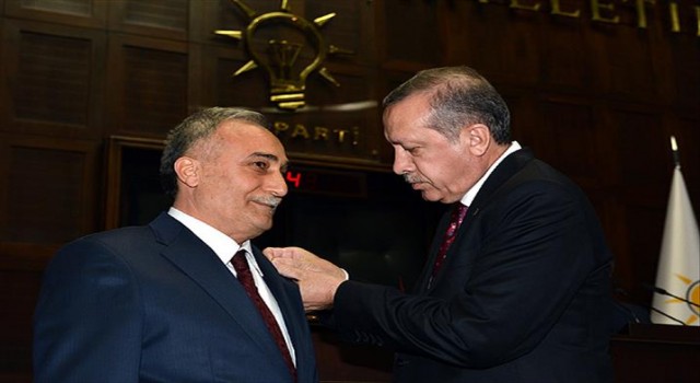 Eski Bakan Fakıbaba AK Parti'den istifa etti