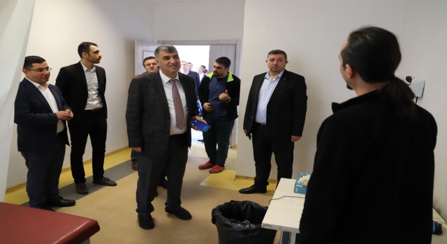 İl Sağlık Müdürü Gülüm Viranşehir Devlet Hastanesini Ziyaret Etti.