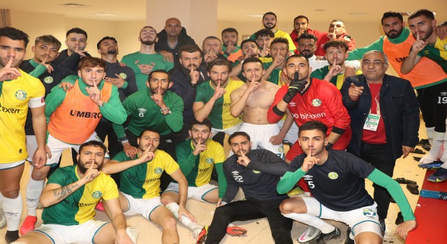 Siyasi ve bürokratlardan Urfaspor’a destek!