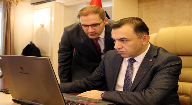Urfa Emniyet Müdürü Ulucan, "Yılın Fotoğrafları" oylamasına katıldı
