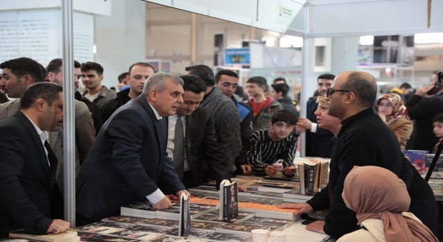 Urfa kitap fuarını 251 bin kişi ziyaret etti