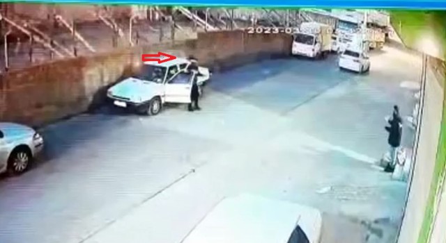 Otomobil çalarken sahibine yakalandı