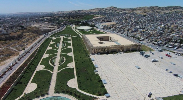 Urfa’da deprem ve sel sonrası kapatılan müzelerdeki hasarlar onarılmaya başlanıyor