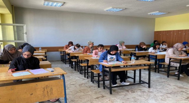 Eyyübiye’de öğrenciler sınav heyecanını erken yaşadı