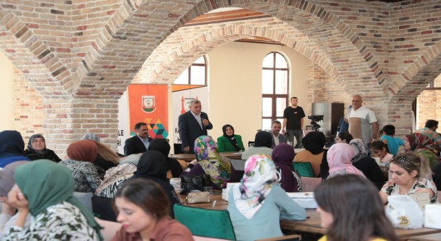 Beayazgül Aşure Etkinliğine Katıldı