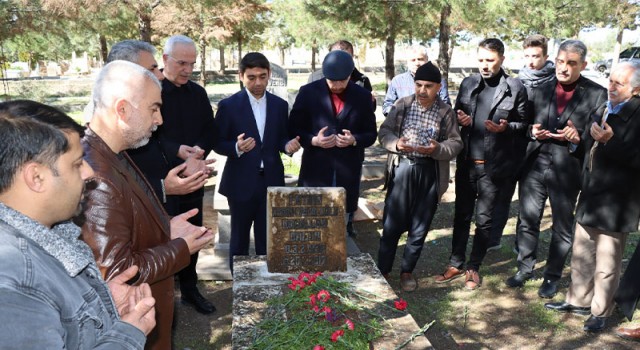 Abdullah Balak kabri başında dualarla anıldı