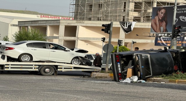 Karaköprü’de maddi hasarlı kaza