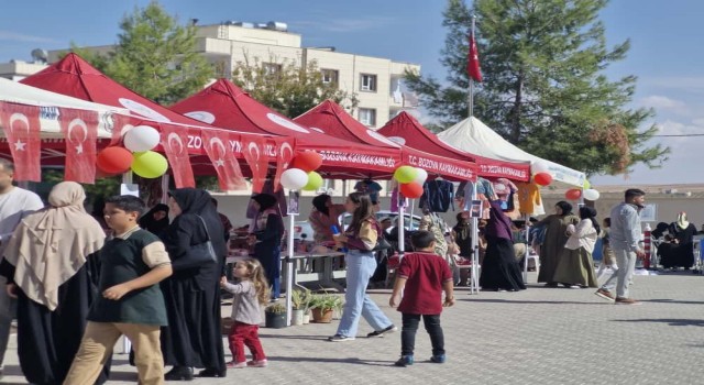 Bozova’da Gazze İçin Yardım Kermesi Düzenlendi