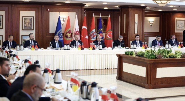 Çok Çocuklu Ailelere Askerlikte Yeni Düzenleme Geliyor!