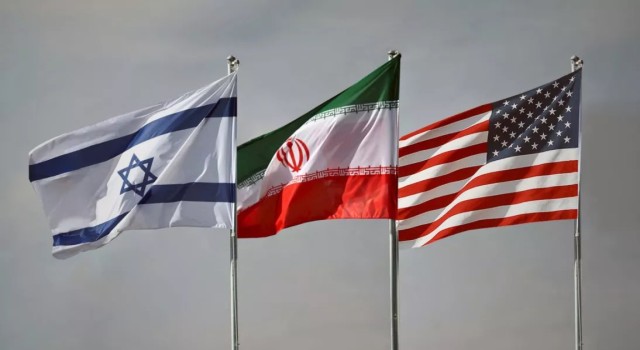 ABD Müdahalesine Karşı Amerikan Üsleri ve İsrail Hedefte