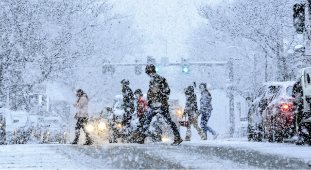 Şanlıurfa’da 57 Yıl Sonra Bir İlk: Yoğun Kar Yağışı, 54 İlde Okullar Tatil