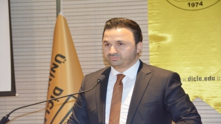 Dicle Üniversitesinde ”Medya Dili” konulu konferans düzenlendi