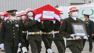 Akçakale sınır hattında şehit olan askerler törenle memleketlerine uğurlandı