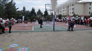 Şanlıurfa’da spor salonu ve basketbol sahasının açılışı yapıldı