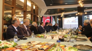 Siirt Valisi Hacıbektaşoğlu, 10 Ocak Çalışan Gazeteciler Günü’nde basın mensuplarıyla bir araya geldi