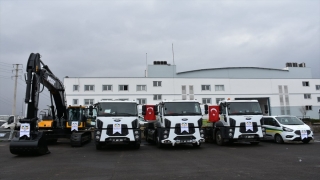 Bağlar Belediyesi araç filosunu 5 yeni araçla güçlendirdi