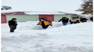 Adıyaman’da yaralıya ulaşmak için 30 kilometre kar temizlendi