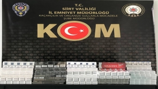 Siirt’te düğün konvoyundaki minibüste kaçak sigara ele geçirildi