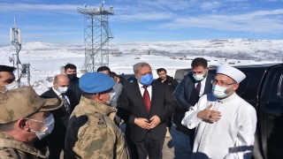 Diyanet İşleri Başkanı Erbaş, Namaz Dağı Üs Bölgesi’ni ziyaret etti: